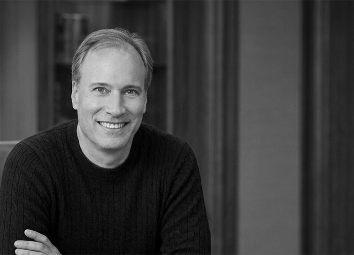 A black and white portrait of Kevin Laws '88